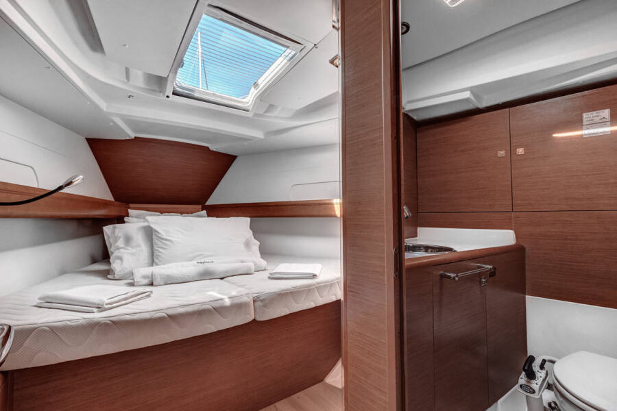 Sun Odyssey 419 Lionheart