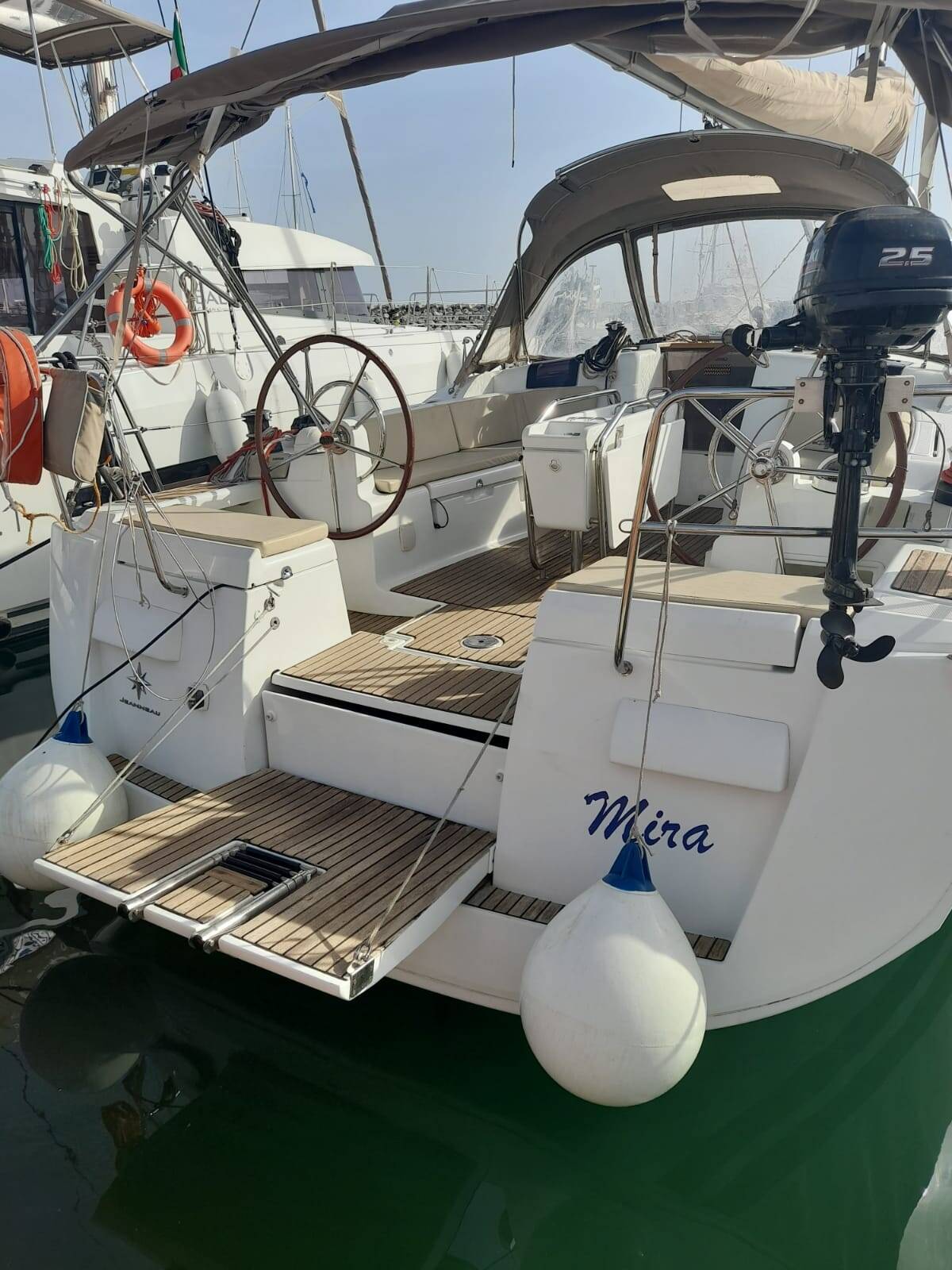 Sun Odyssey 439 Mira