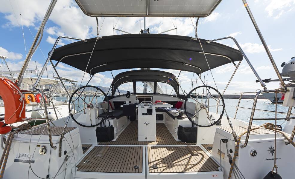 Sun Odyssey 440 Dory