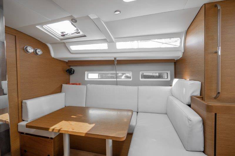 Sun Odyssey 440 Almyra 440