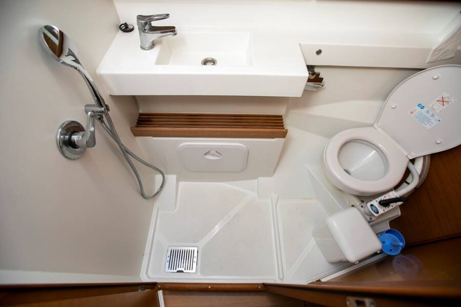 Sun Odyssey 440 Homesick George