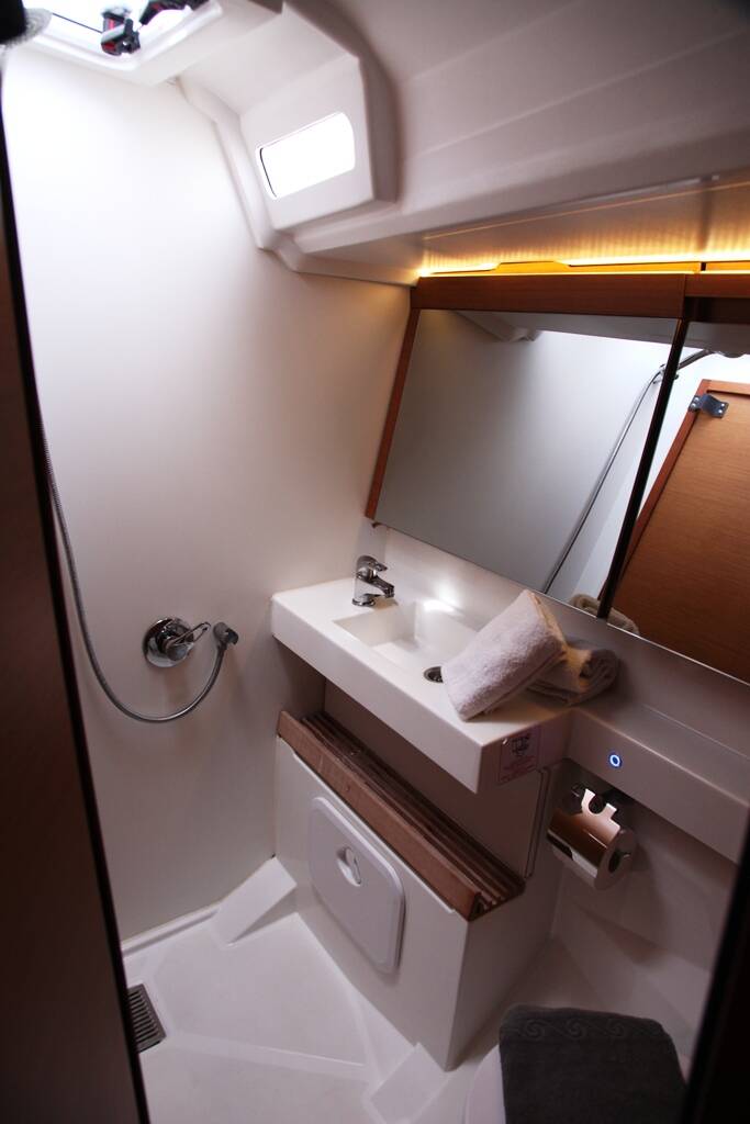 Sun Odyssey 440 Tommy