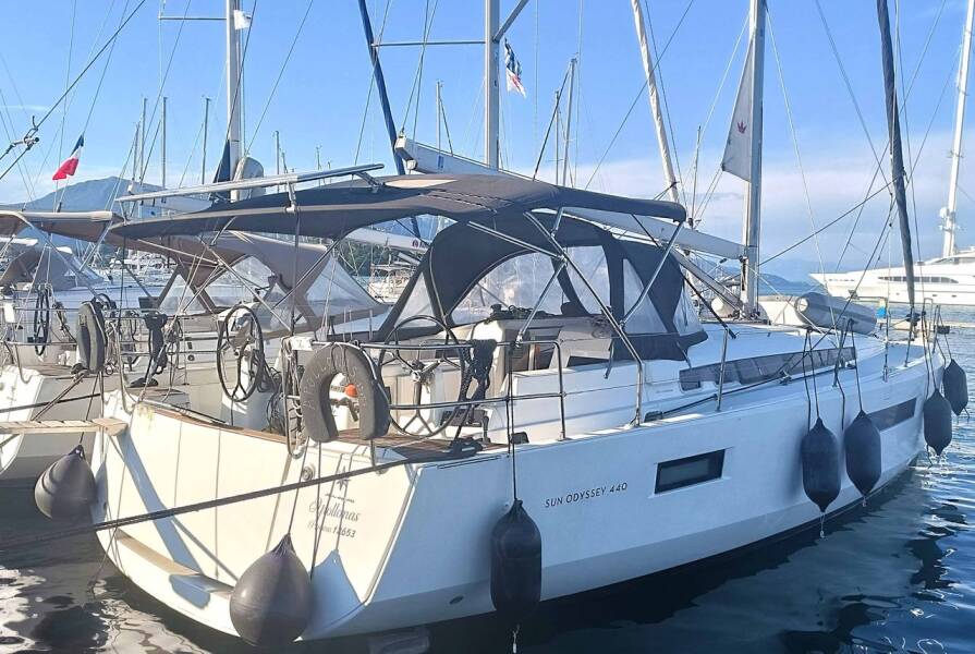 Sun Odyssey 440 Apollonas