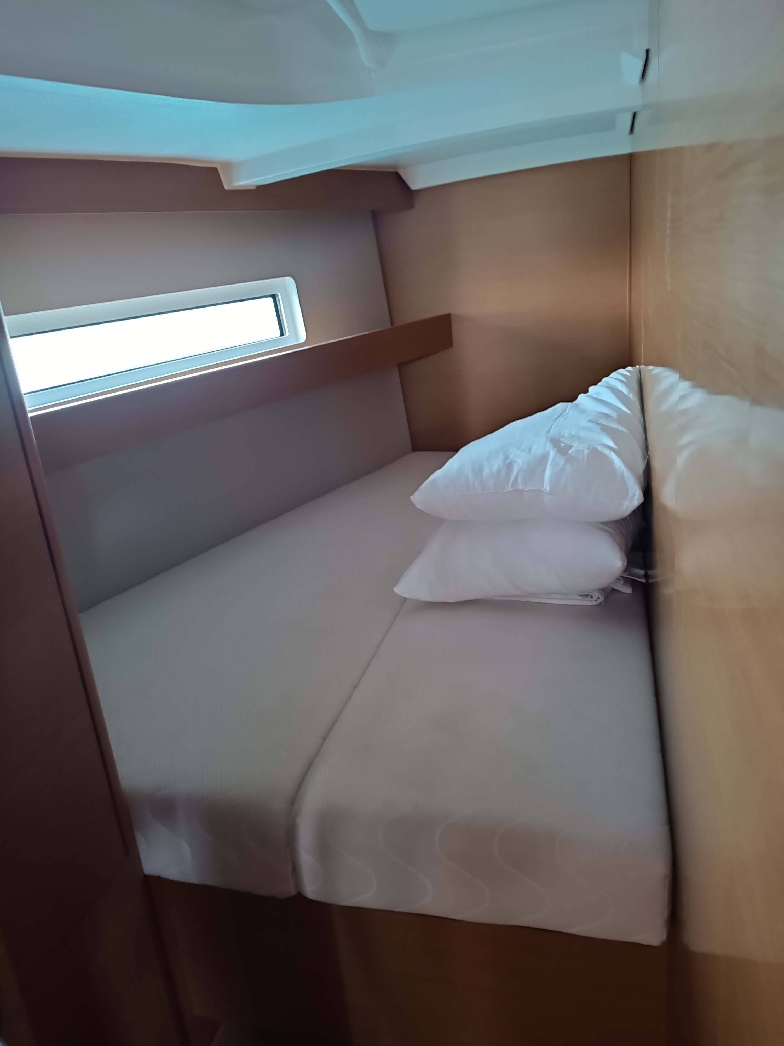 Sun Odyssey 440 Funky One