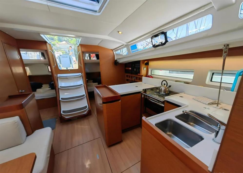 Sun Odyssey 440 Negroni