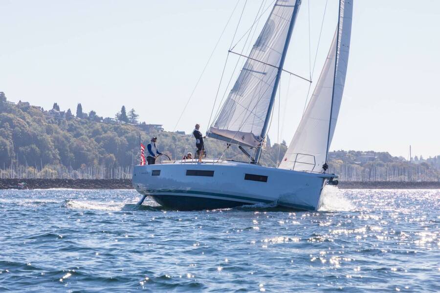 Sun Odyssey 440 Trinity