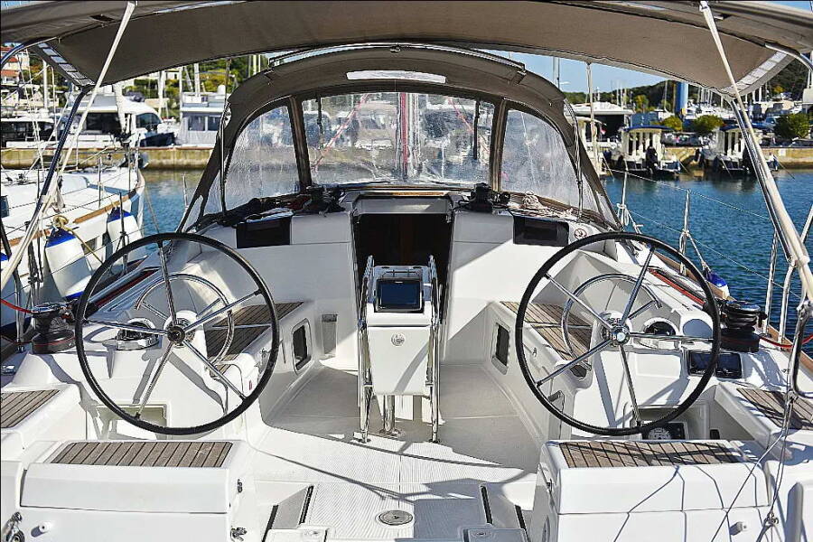 Sun Odyssey 449 ECONOMY-