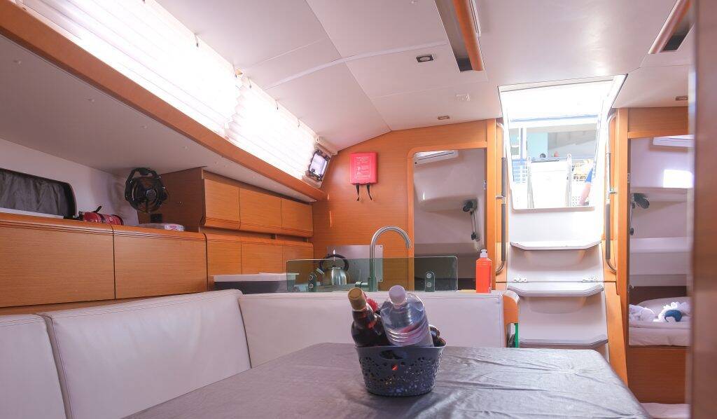 Sun Odyssey 449 Calia