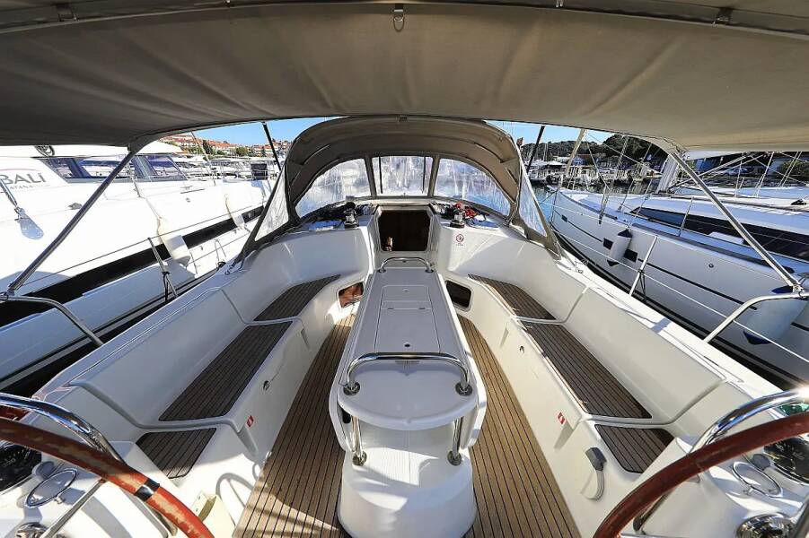 Sun Odyssey 44i ECONOMY-