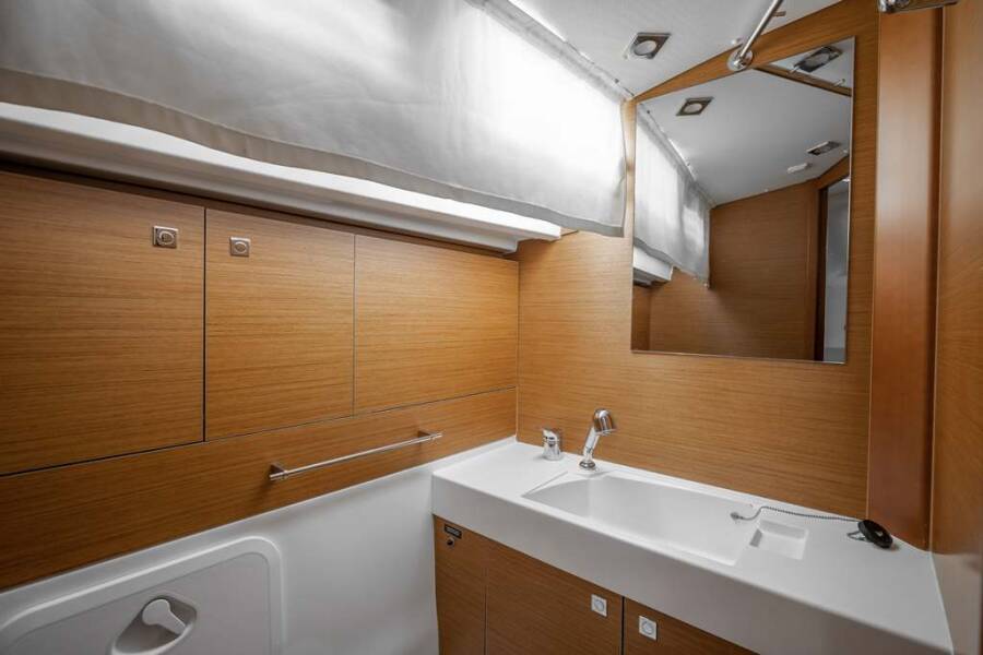 Sun Odyssey 479 Alpha