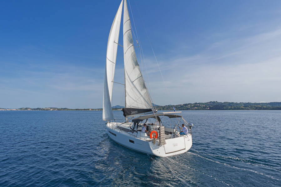 Sun Odyssey 490 Pileas