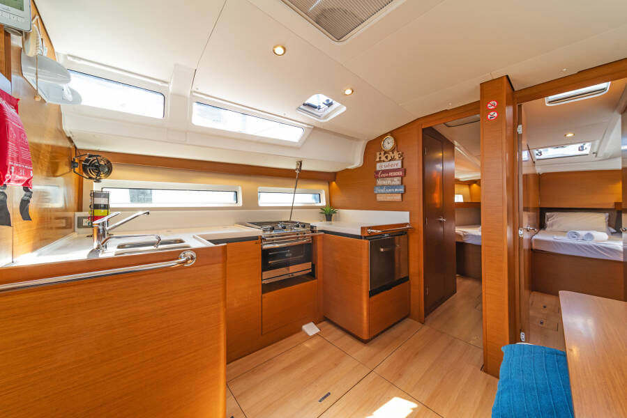 Sun Odyssey 490 Marina II