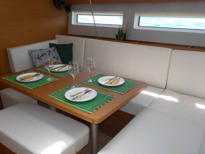 Sun Odyssey 490 Bellatrix