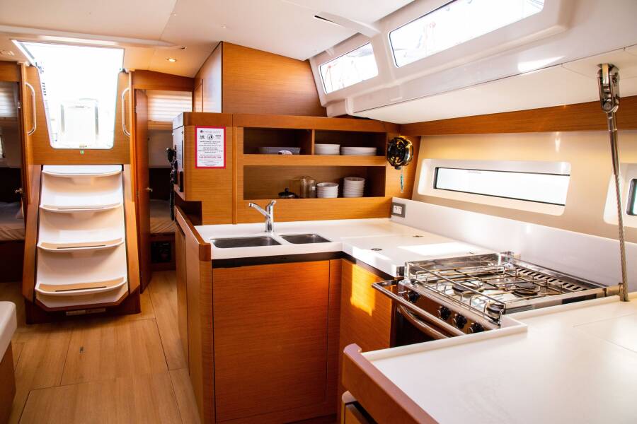 Sun Odyssey 490 Mad Kiss