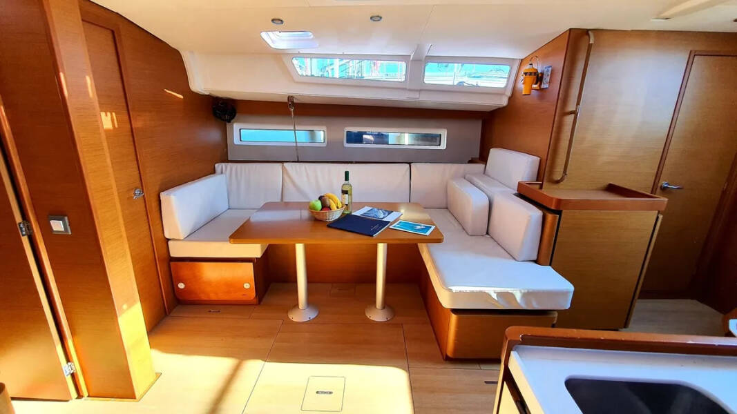 Sun Odyssey 490 Dalion