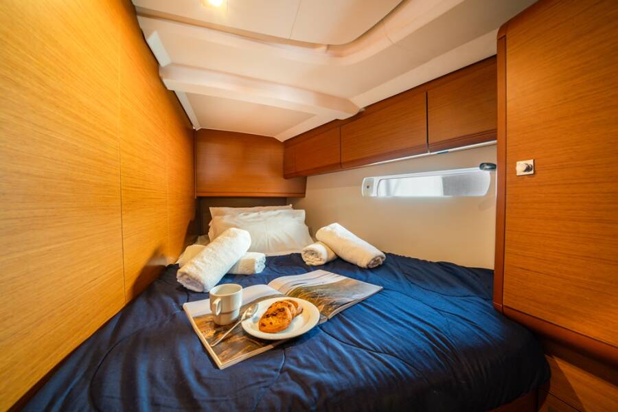 Sun Odyssey 519 Juicy Lucy