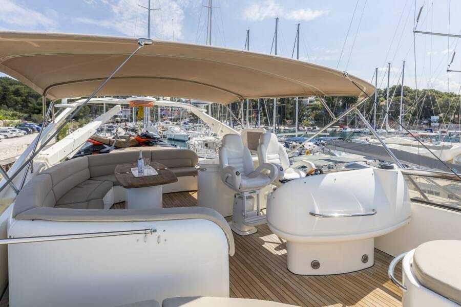 Sunseeker Manhattan 84 Skywater
