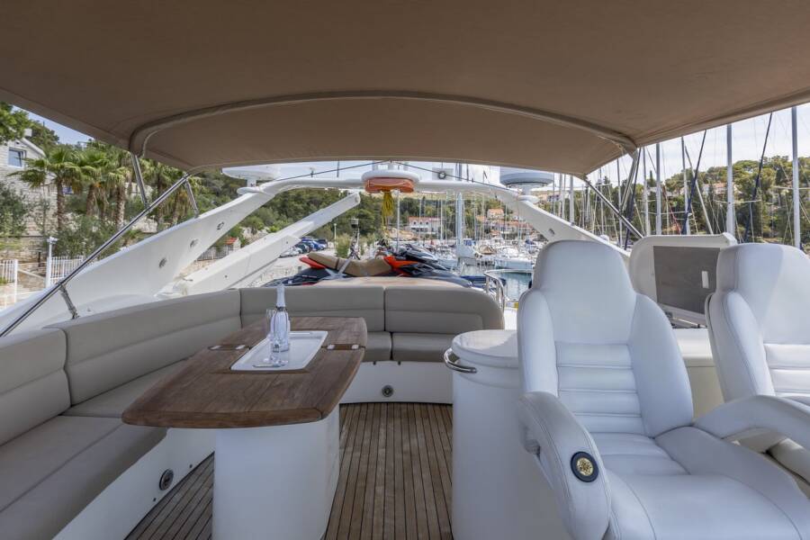 Sunseeker Manhattan 84 Skywater