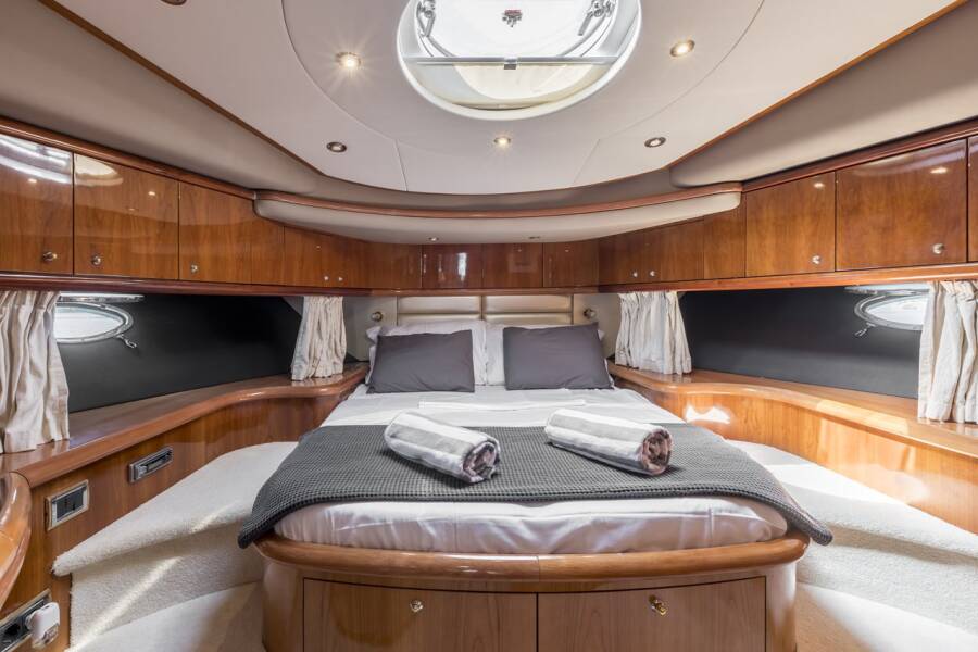Sunseeker Manhattan 84 Skywater